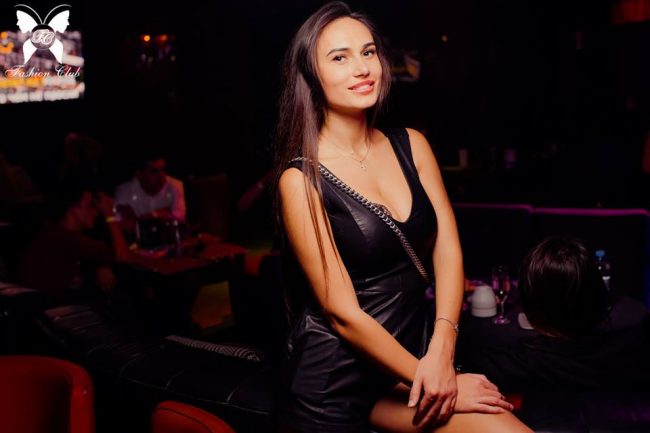 Chicas cerca de ti Lviv solteros vida nocturna enganchar bares