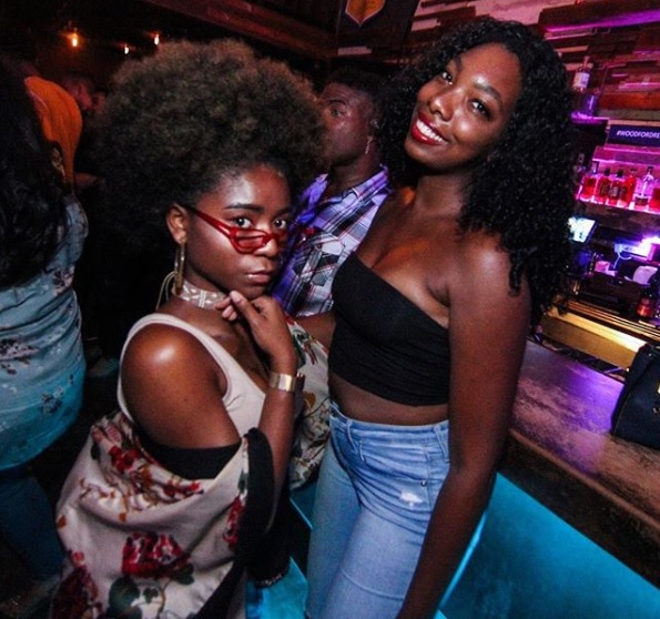 Chicas cerca de ti Oakland vida nocturna hook up bars