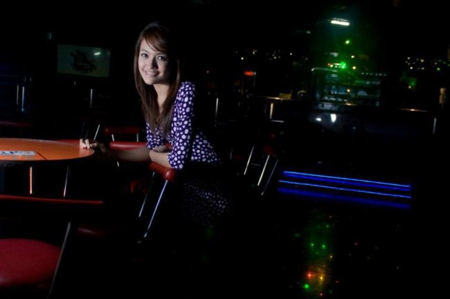 Chicas cerca de ti Medan vida nocturna enganchar bares